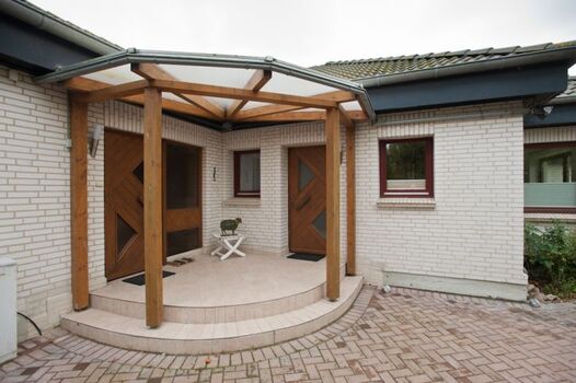 Eingangsbereich zu beiden Wohnbereichen