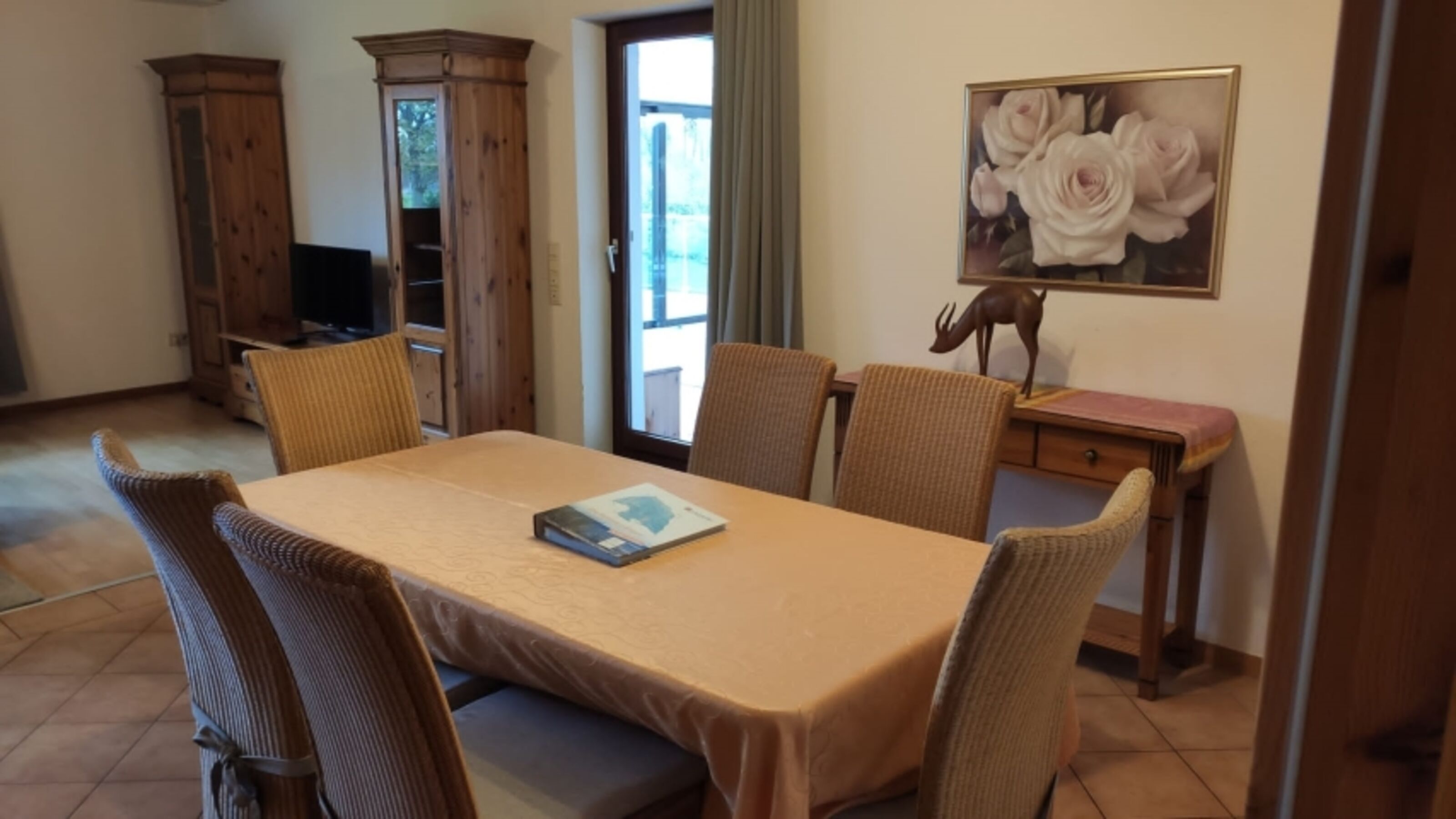 Essecke im Wohnzimmer