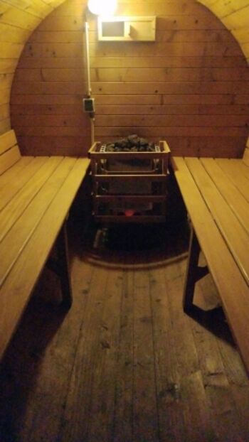 Faßsauna von innen