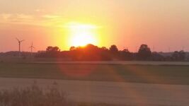Ferienhaus Sonnenschein mit Kamin, Saune, Zaun und WLAN