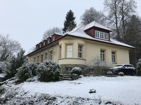 Haus im Winter
