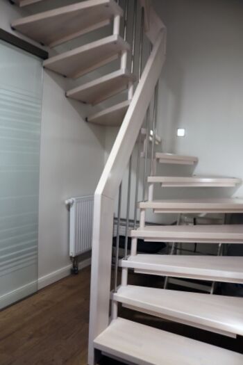 Ferienhaus Fiete -Offene Treppe in das OG