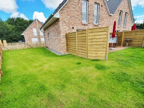 Vier-Pfoten-Domizil Ferienhaus Joe****