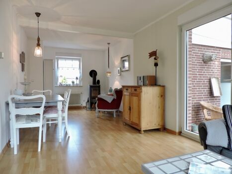 Wohn Essbereich mit Kamin