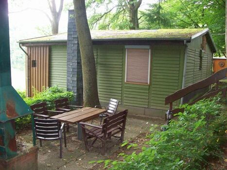 Waldterrasse mit Grill/Kamin