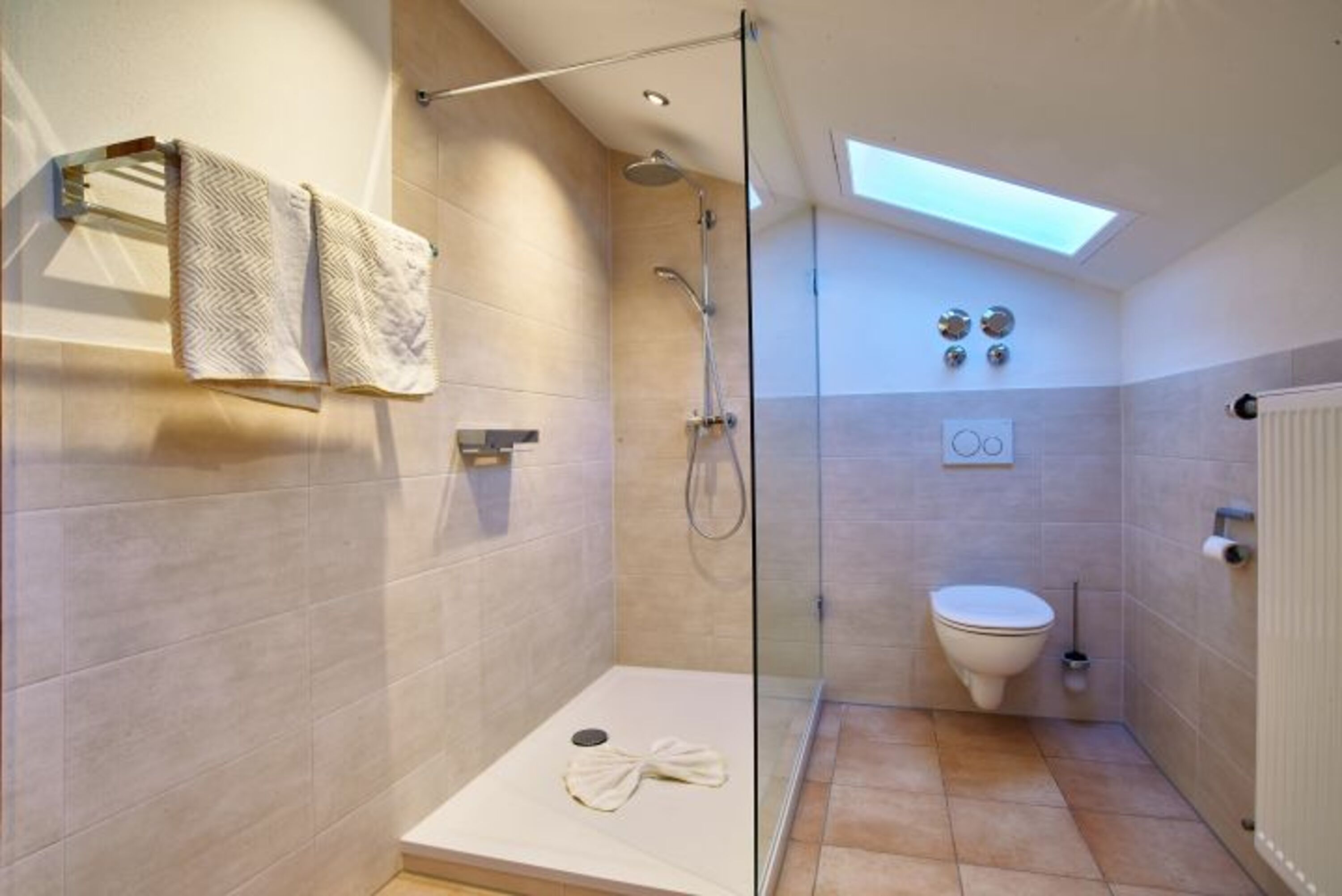 Bad mit Dusche