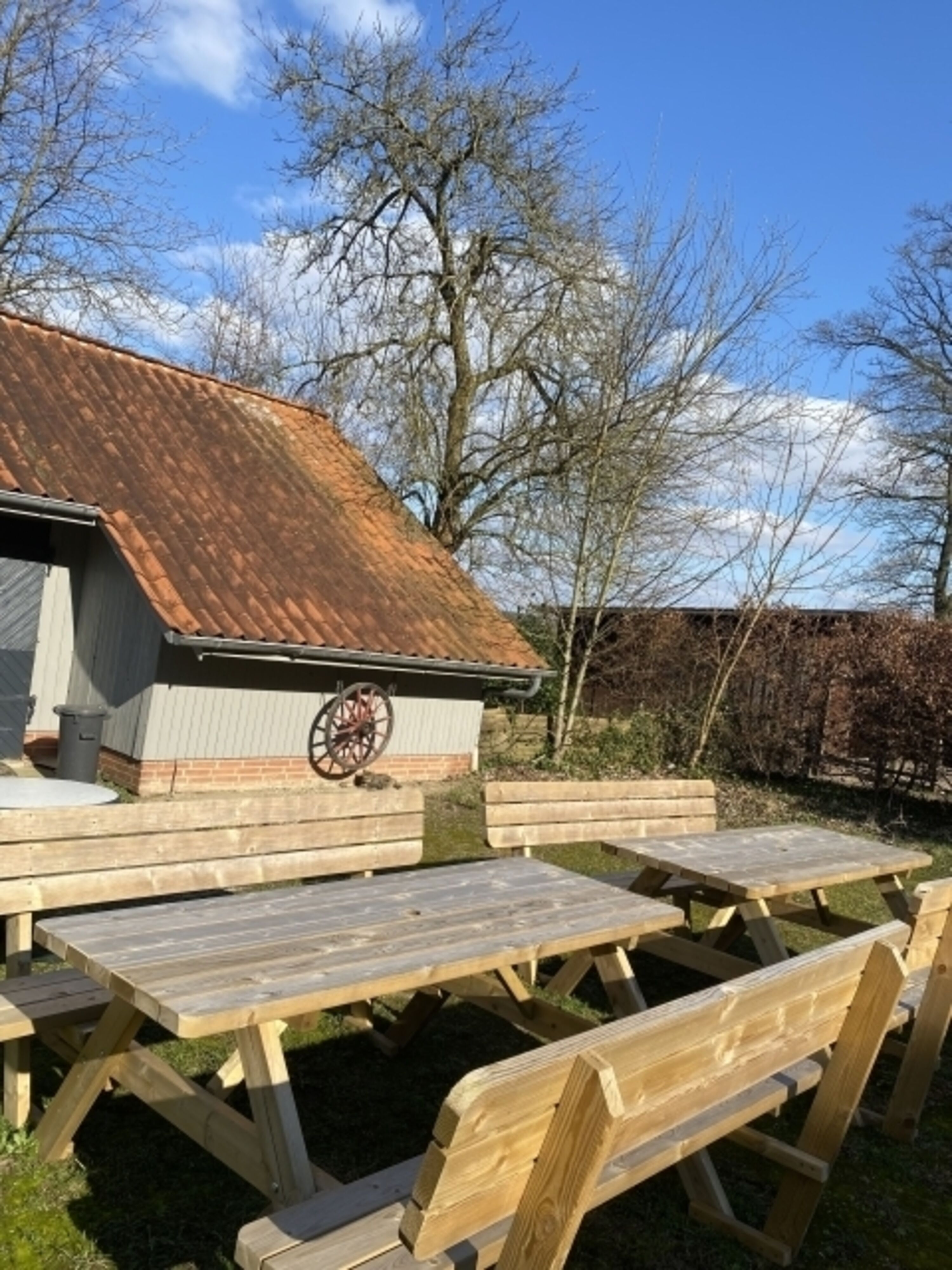 Ein Platz an der Sonne auf dem Hof.