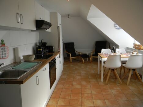 Küchenbereich in der oberen Wohnung