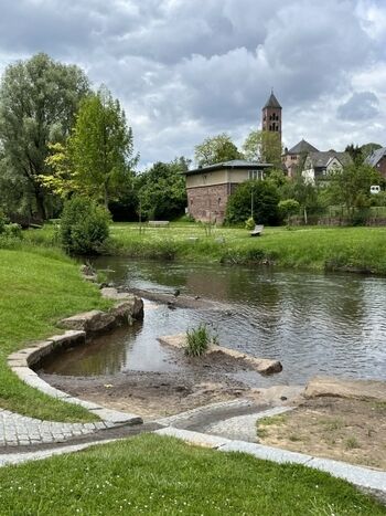 Der Kyllpark in Gerolstein - mit Erlöserkirche
