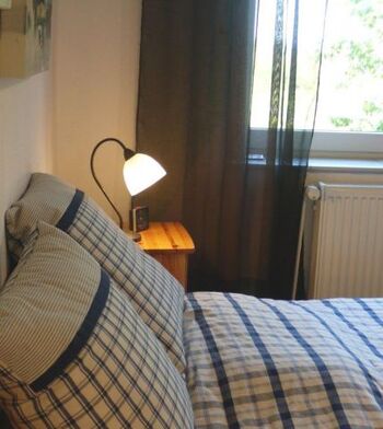 Doppelbett für ruhigen Schlaf