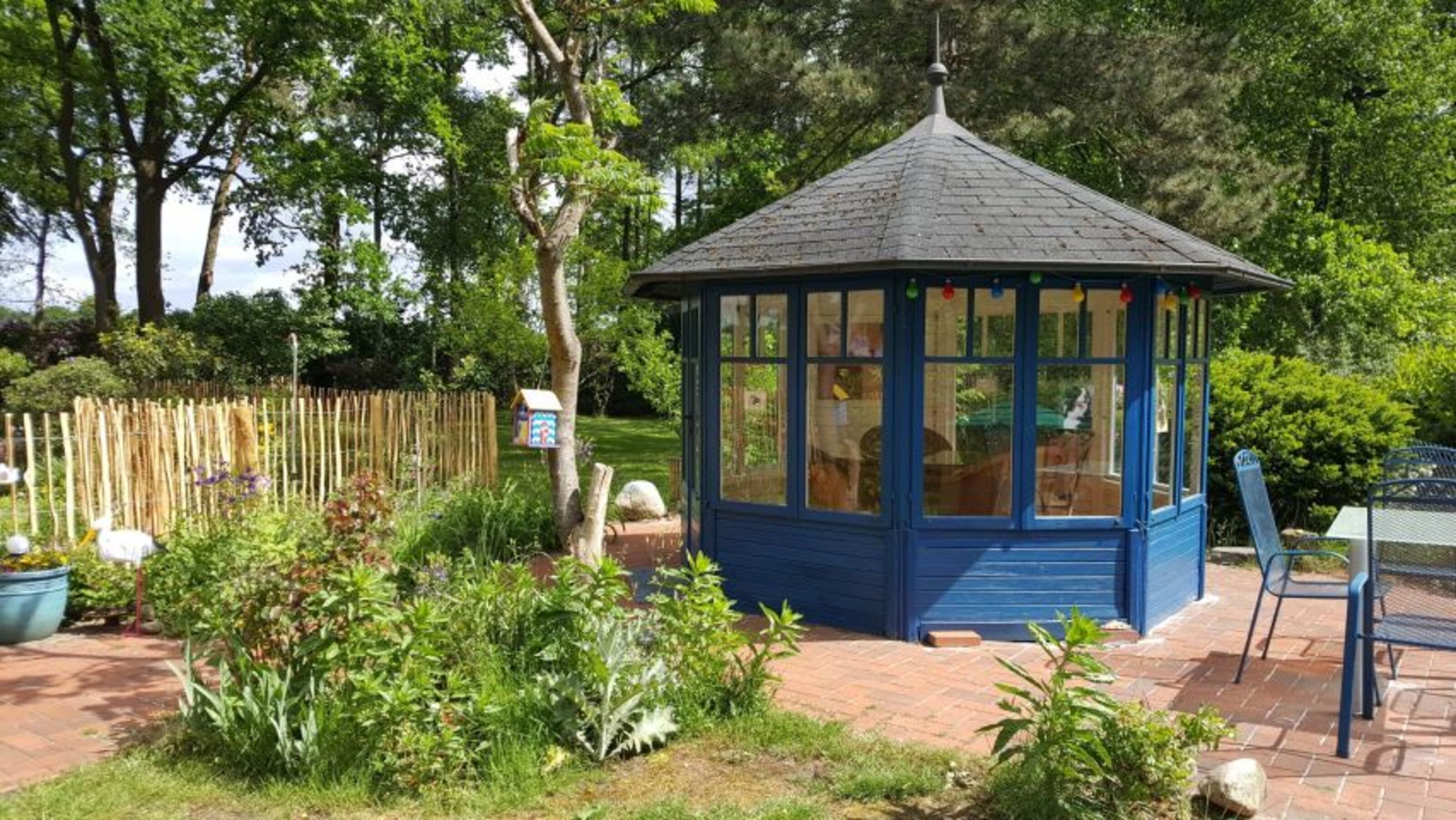 Gartenpavillon