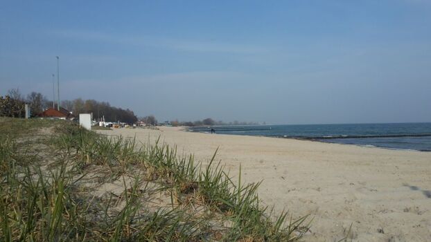 der schöne Strand ist nur 750m entfernt...der erste Hundestrand ca900m