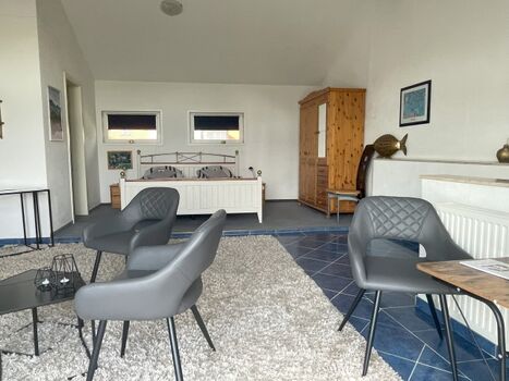 Wohn-Schlaf-Studio mit Schlafbereich