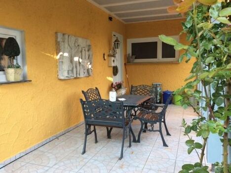 Bei großer Hitze sitzt man gern auf der Nordterrasse