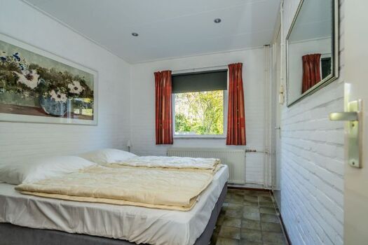 Schlafzimmer 1 mit 2 Boxspringbetten