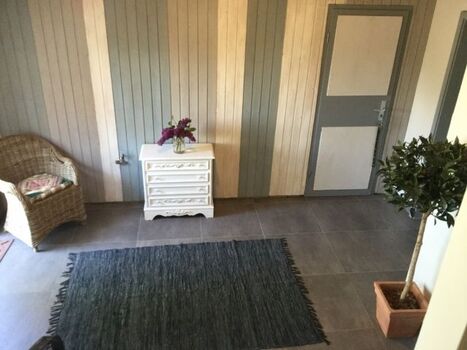 Flur EG ,auch Eingangsbereich.