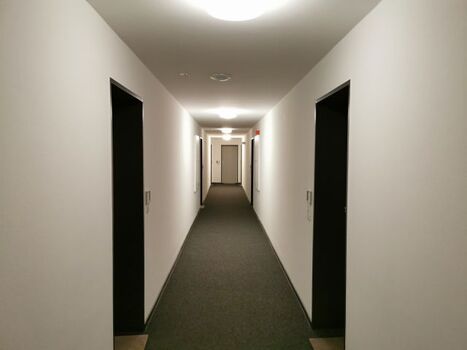 neu renovierte Flure