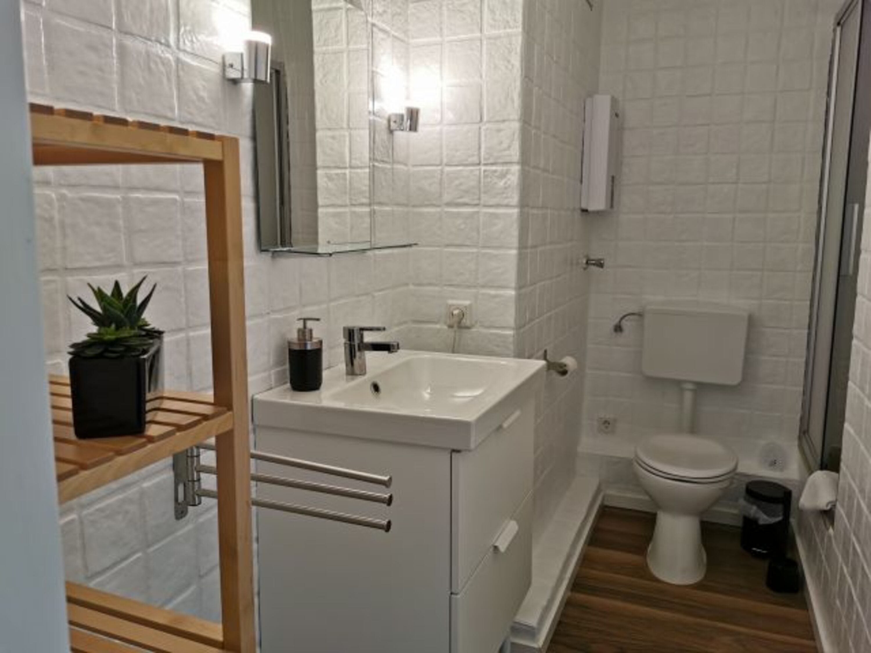 Badezimmer mit Dusche