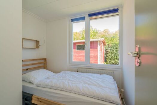 Schlafzimmer 2 mit 1 Einzelbett