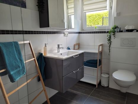 Tageslichtbad (neu 04-2020)