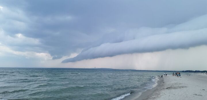 Und mit etwas Glück lassen sich Naturschauspiele ...
