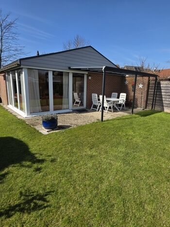  Ferienhaus „Auszeit“-Komplett/Hoch eingezäunt - überd ...