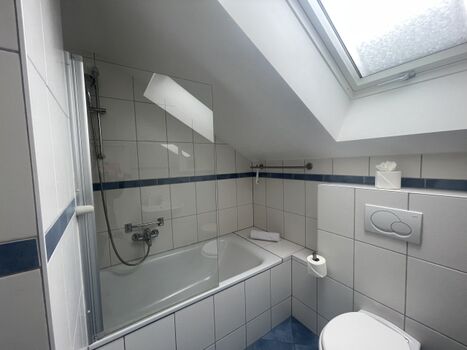 Wannenbad im 1. Obergeschoß