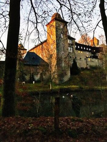interessante Ausflugsziele - hier Burg Schnellenberg