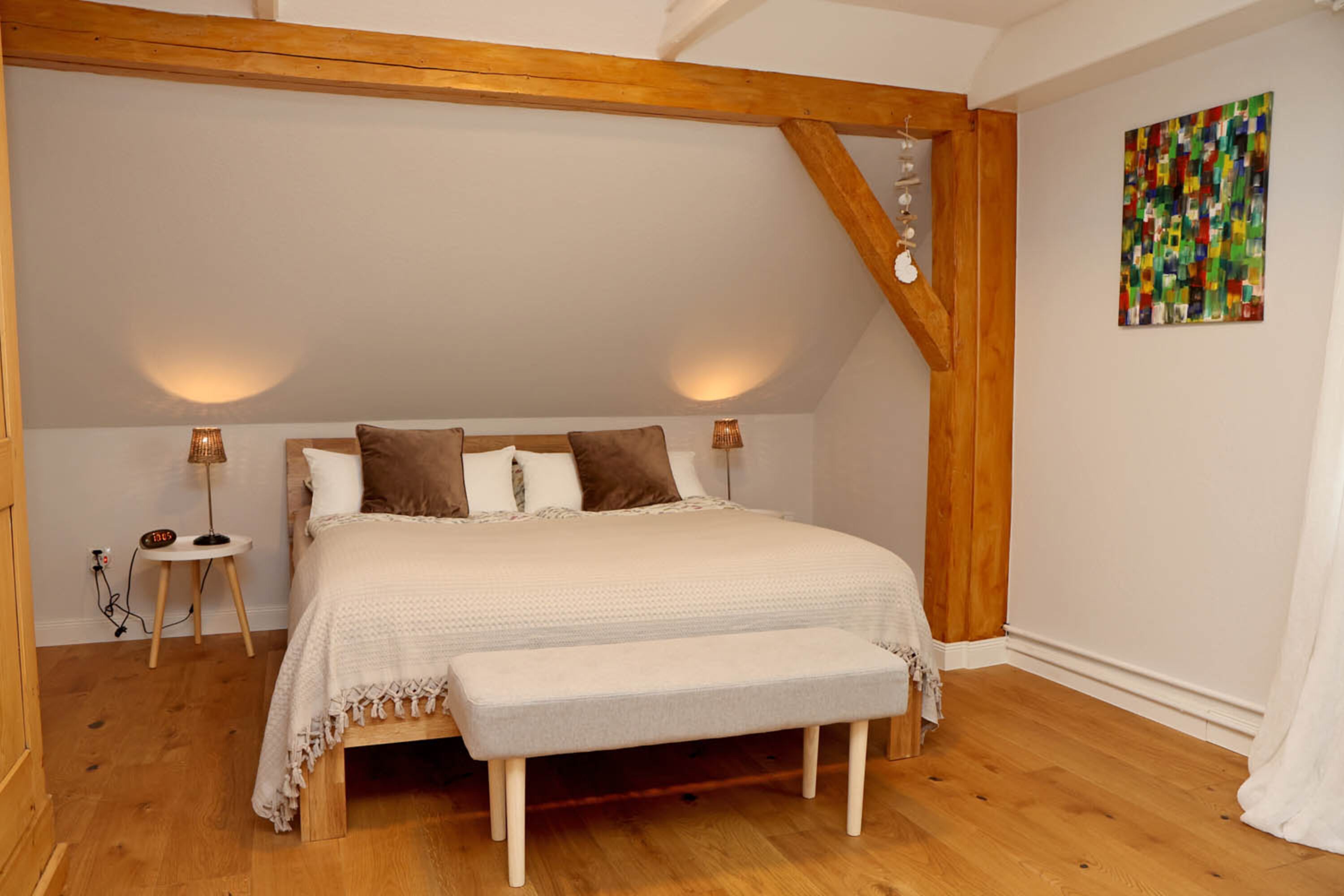 Schlafzimmer 1
