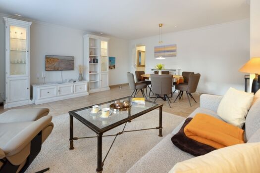 Wohn und  Essbereich