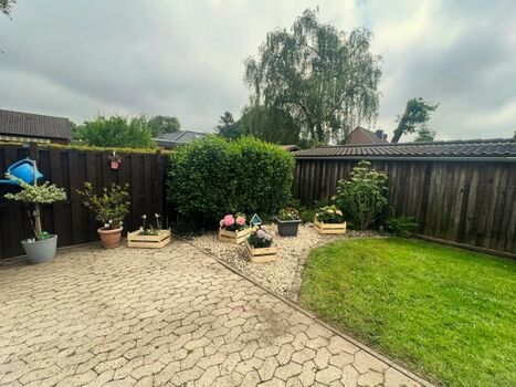 Liebevoll angelegtes Beet