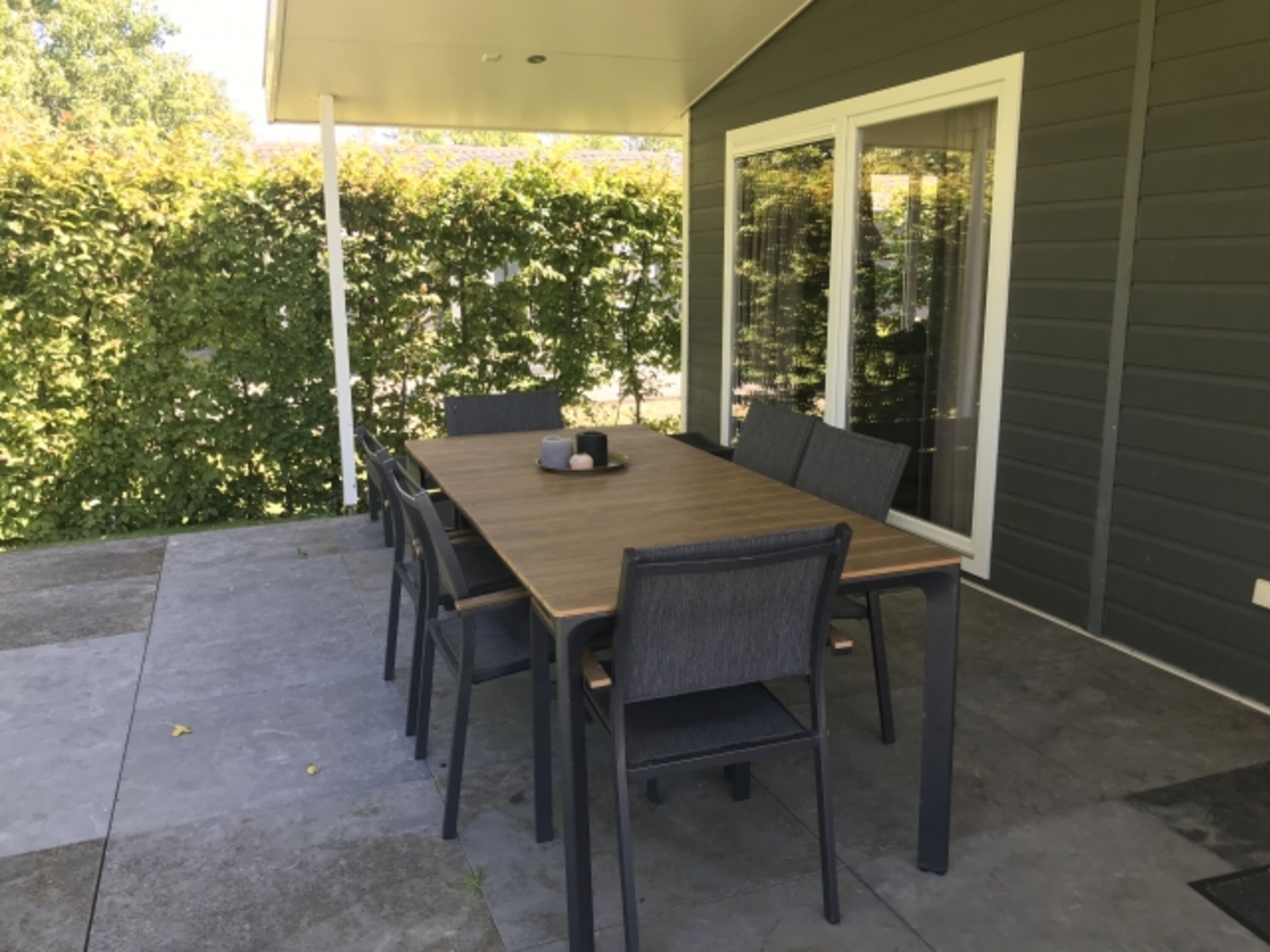 Überdachte Terrasse