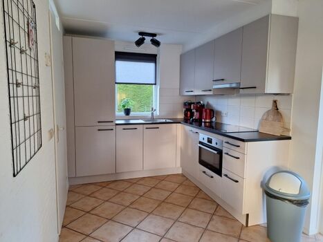 Top neue komplett ausgestattete Siemensküche -mit allen Geräten