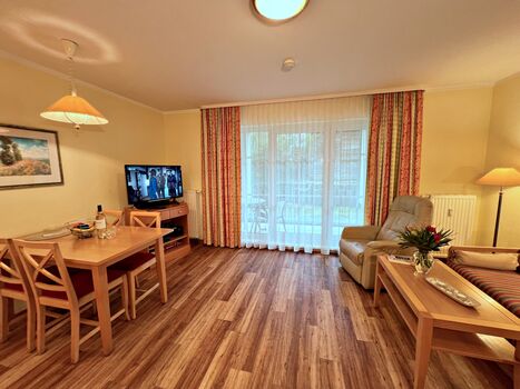 Wohn- und Essbereich 1.06