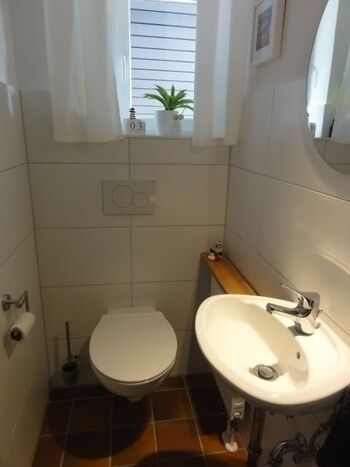 Gäste-WC EG