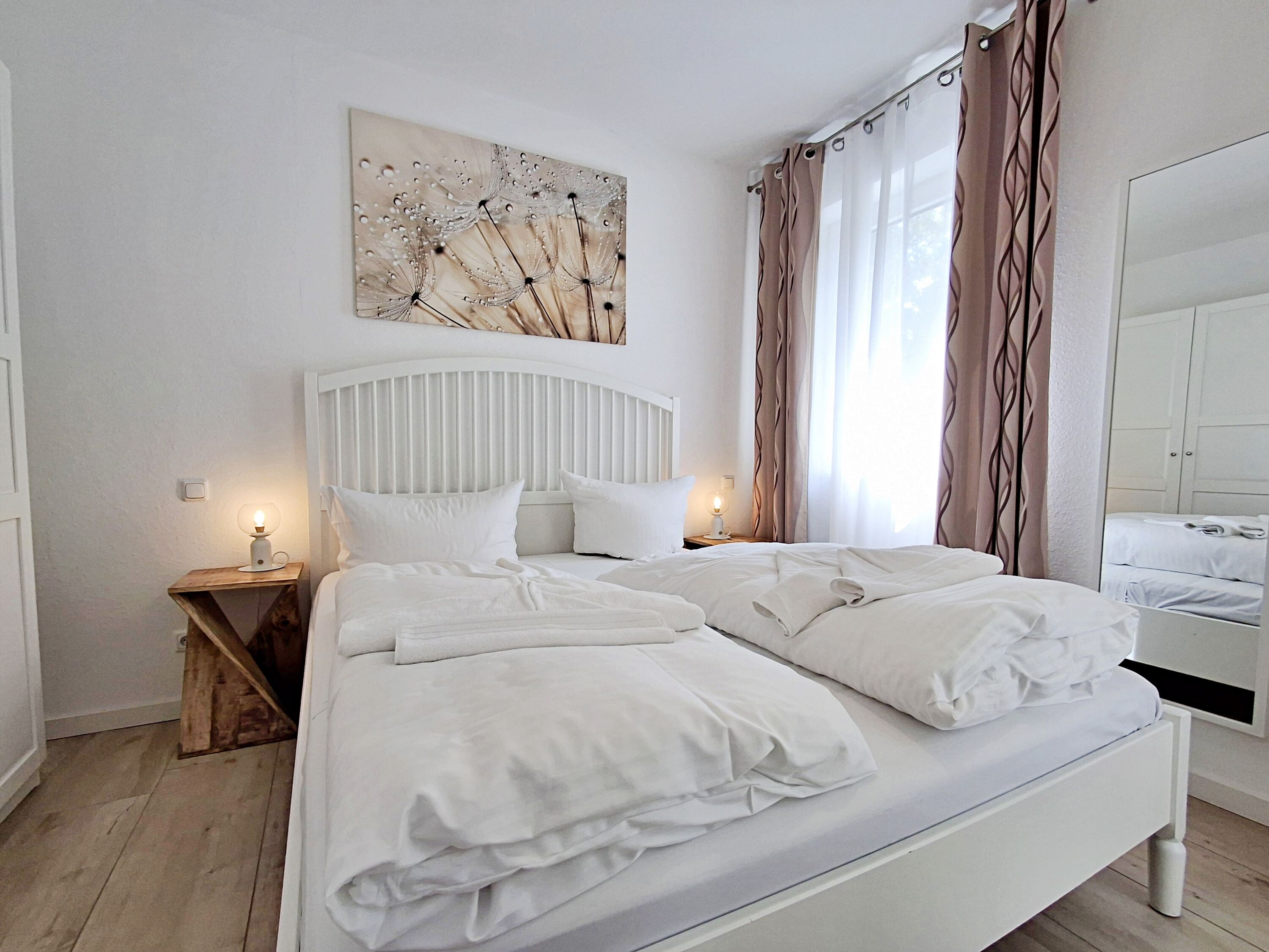 1. Schlafzimmer mit Doppelbett
