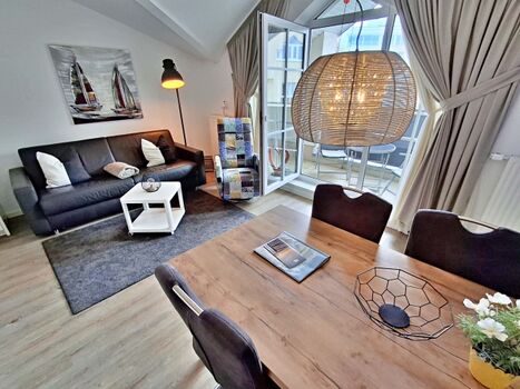 Wohn- und Essbereich