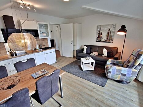 Wohn- und Essbereich