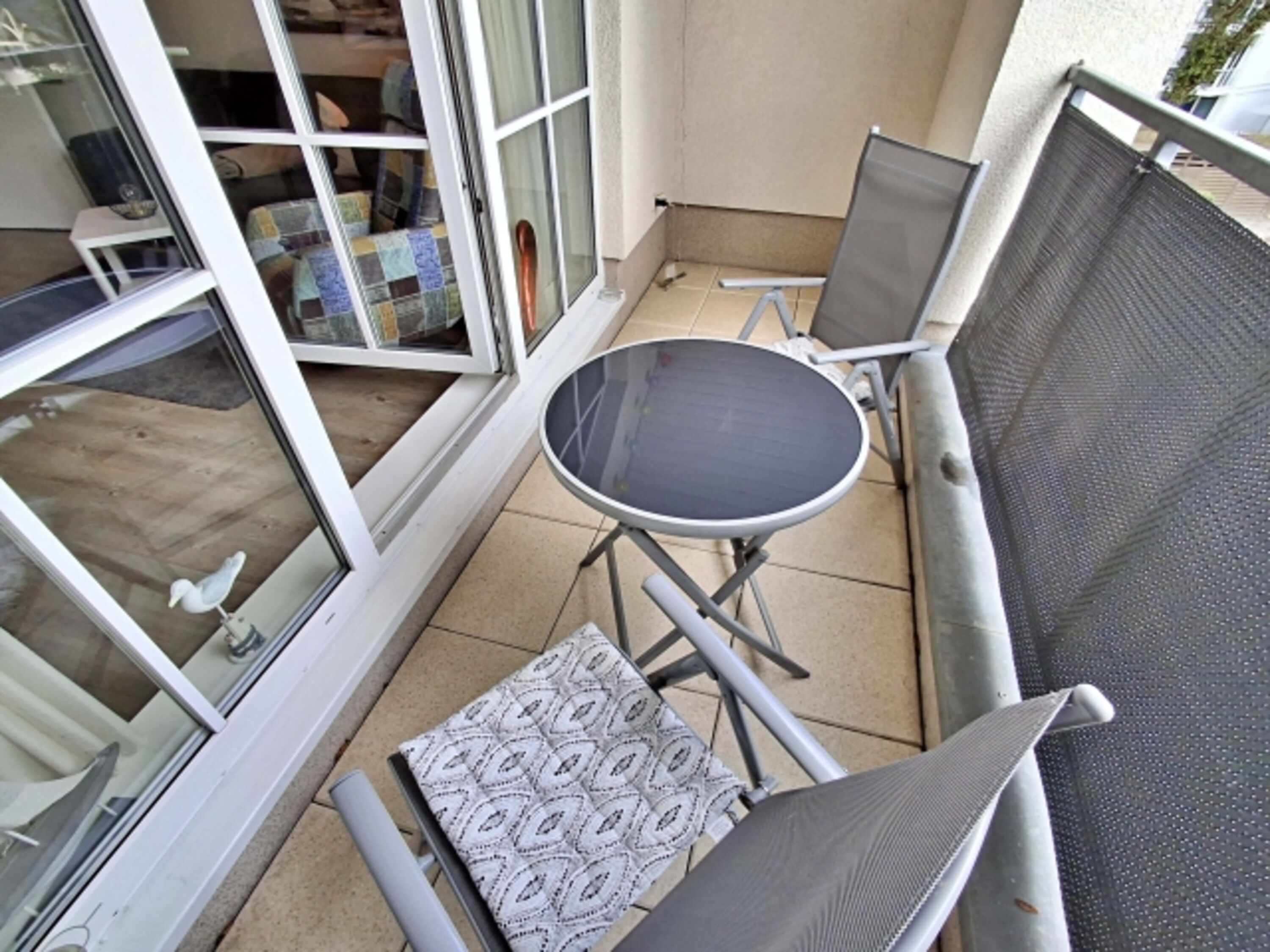 möblierter Balkon