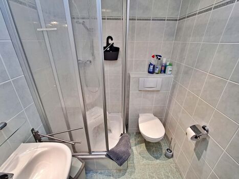 Tageslichtbad mit DU/WC