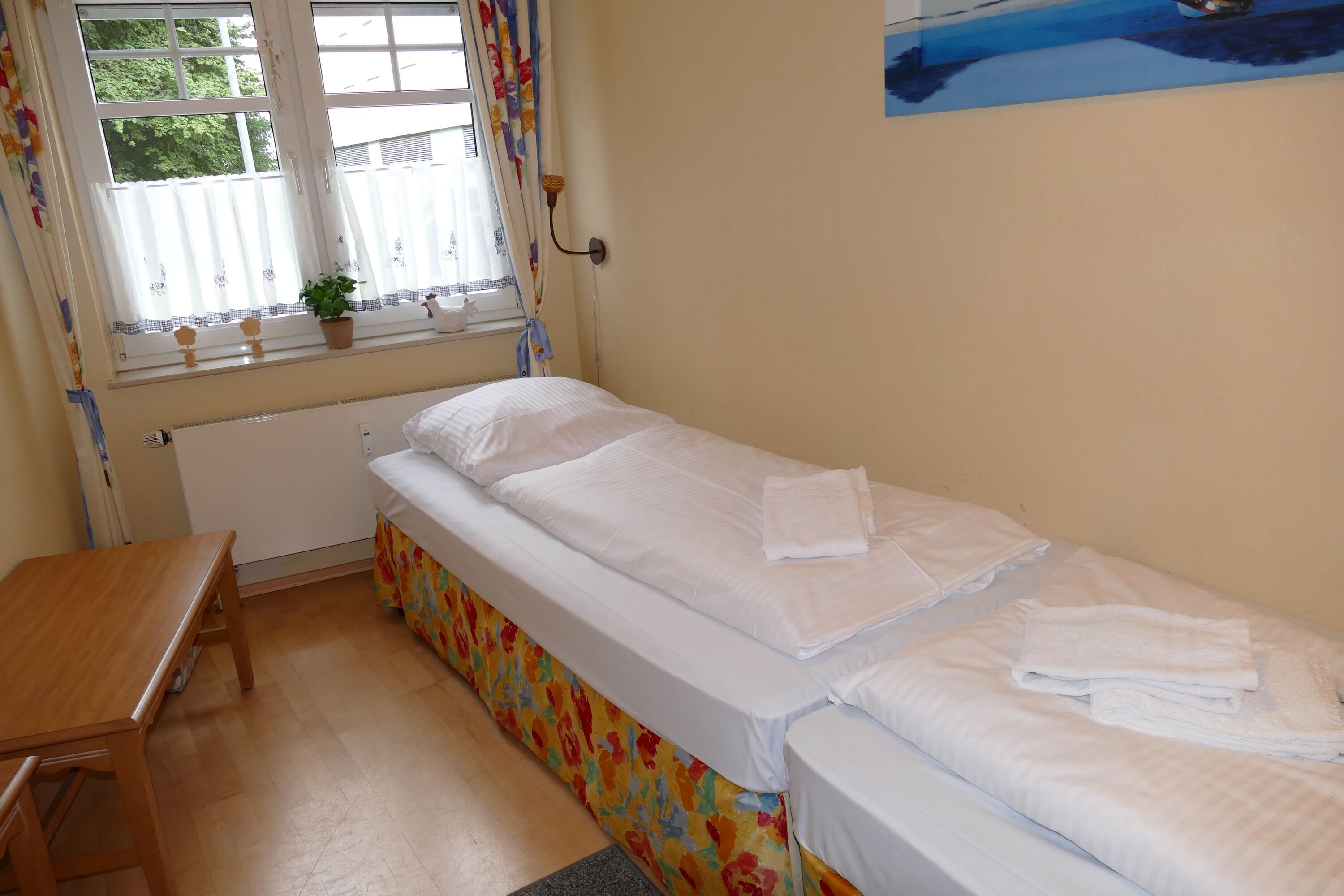 2. Schlafzimmer mit 2 Einzelbetten