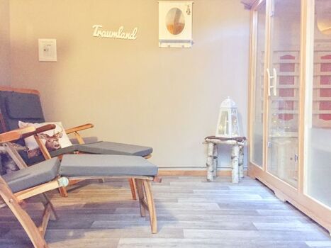 Ruhebereich im Saunahäuschen