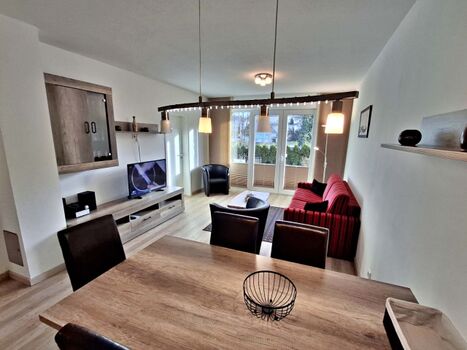 Wohn- und Essbereich