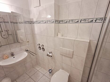 Badezimmer mit DU/WC