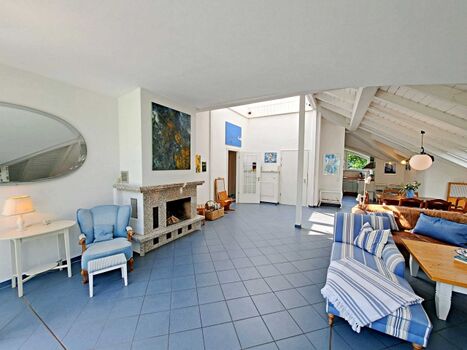 großzügiger Wohn-und Essbereich