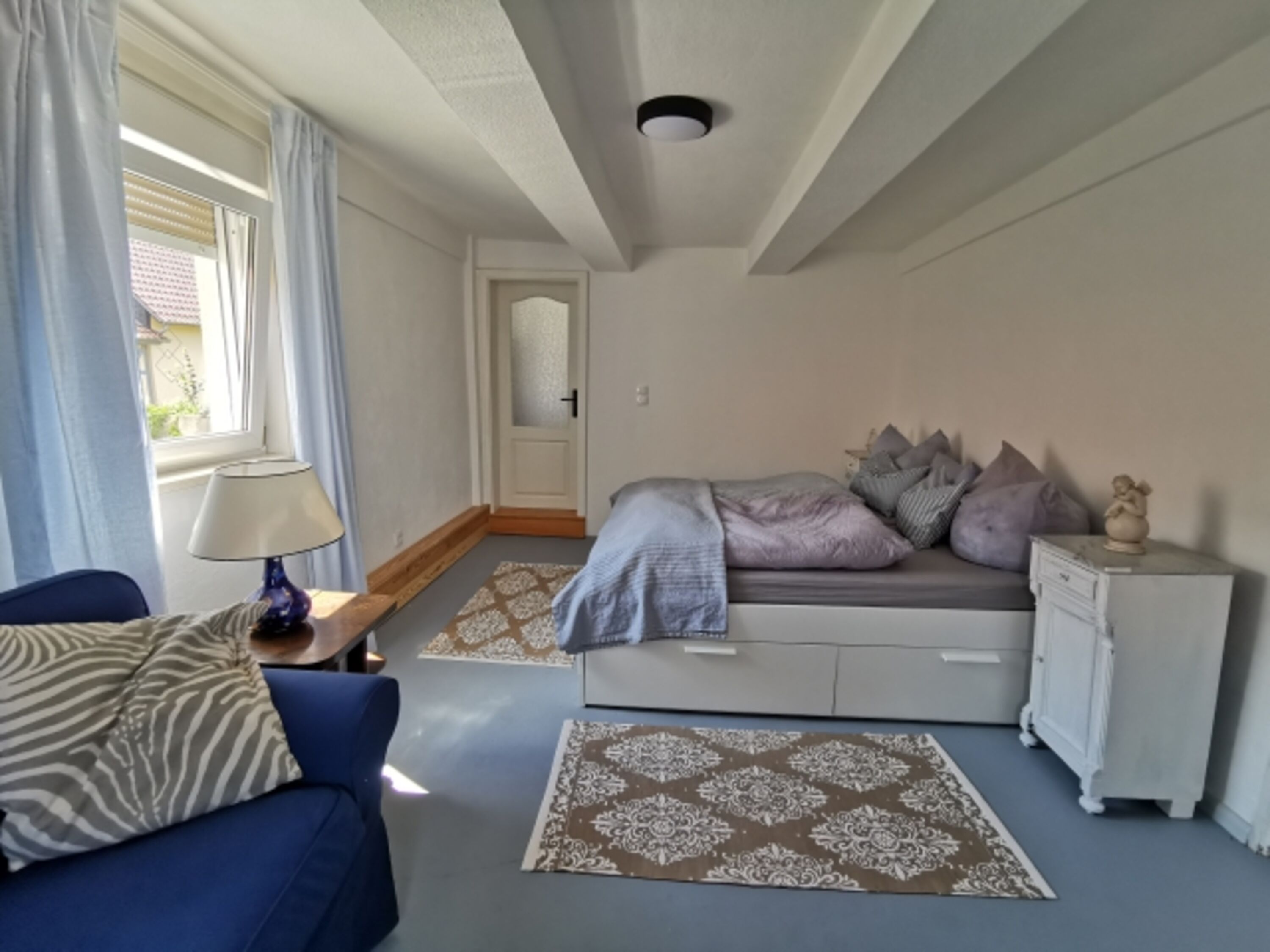 Schlafzimmer 1