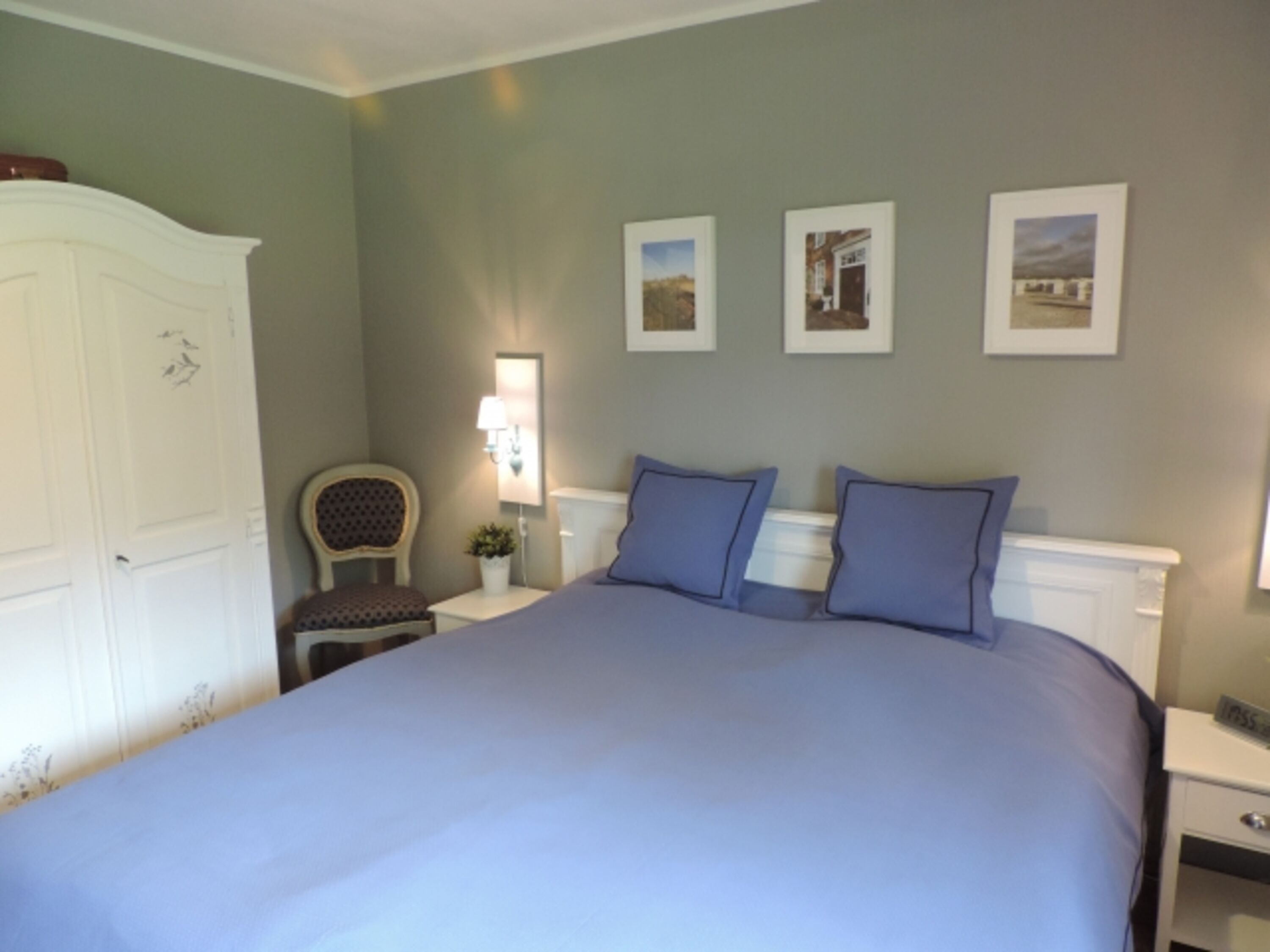 Schlafzimmer 2