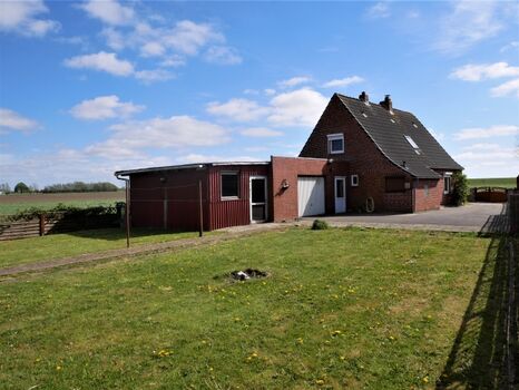 Schöner eingezäunter Garten 