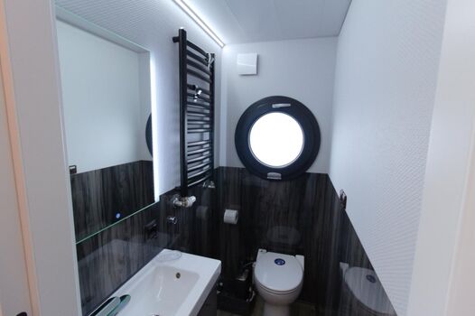 Badezimmer 1 Hausboot Fjord Dory Schleswig / Schlei