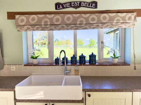 Blick von der großen Küche in den Garten